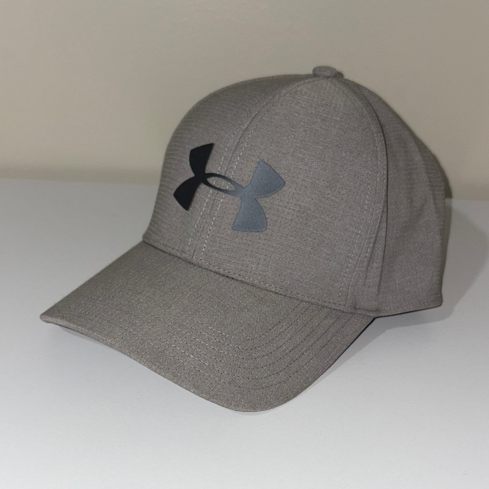 Under Armour Charcoal Golf Hat